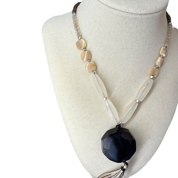 J. Jill Stone Necklace Faceted Agate Pendant Tassel Long Multi Beaded Adjustable - Picture 4 of 14
